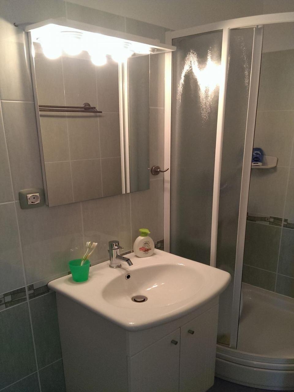Apartments Marietta - Sea View ريتنا المظهر الخارجي الصورة